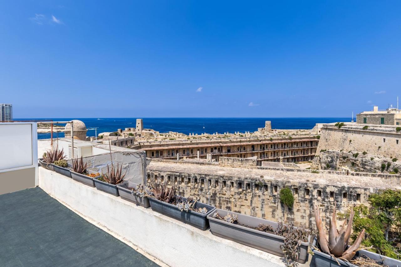Valletta Bastions Seafront House Esterno foto